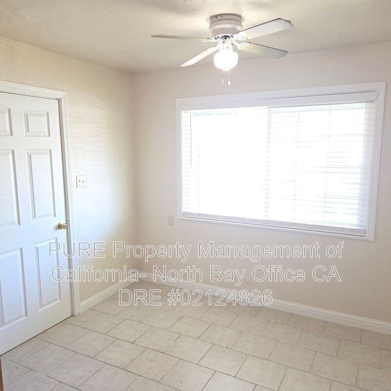 1520 Joan Dr - Photo 5 of 16