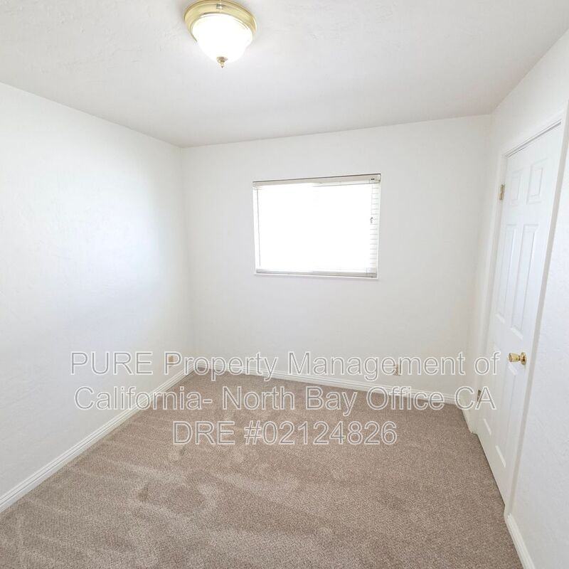 1520 Joan Dr - Photo 6 of 16