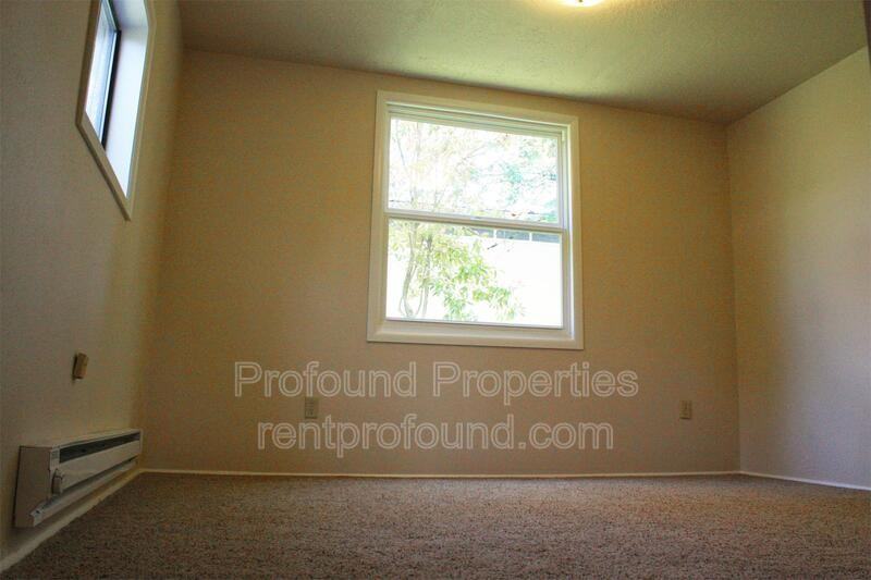 2232 Se 105th Ave - Photo 6 of 11