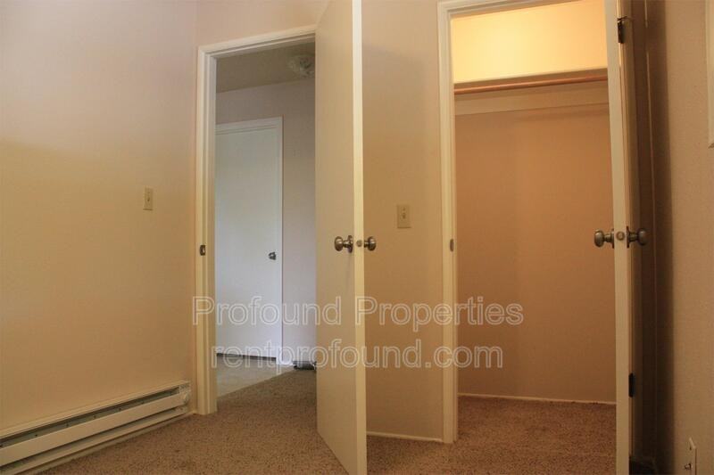 2232 Se 105th Ave - Photo 7 of 11