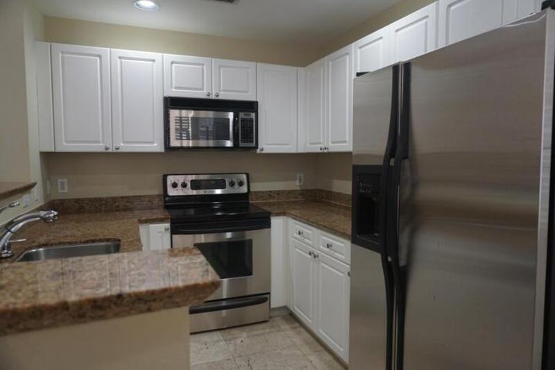 612 Fern St - Photo 5 of 14