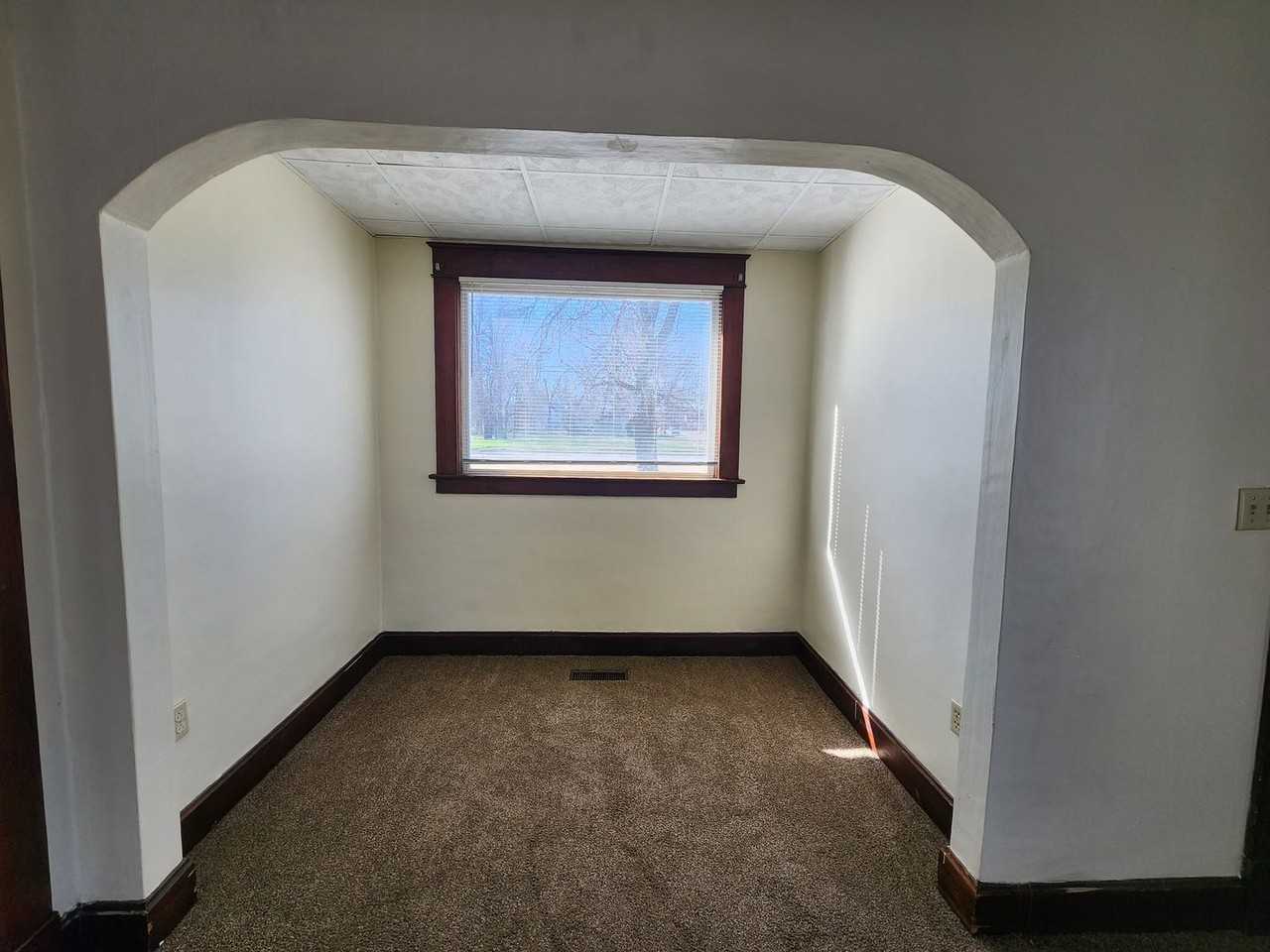 1309 N 6th 1/2 St - Photo 6 of 24