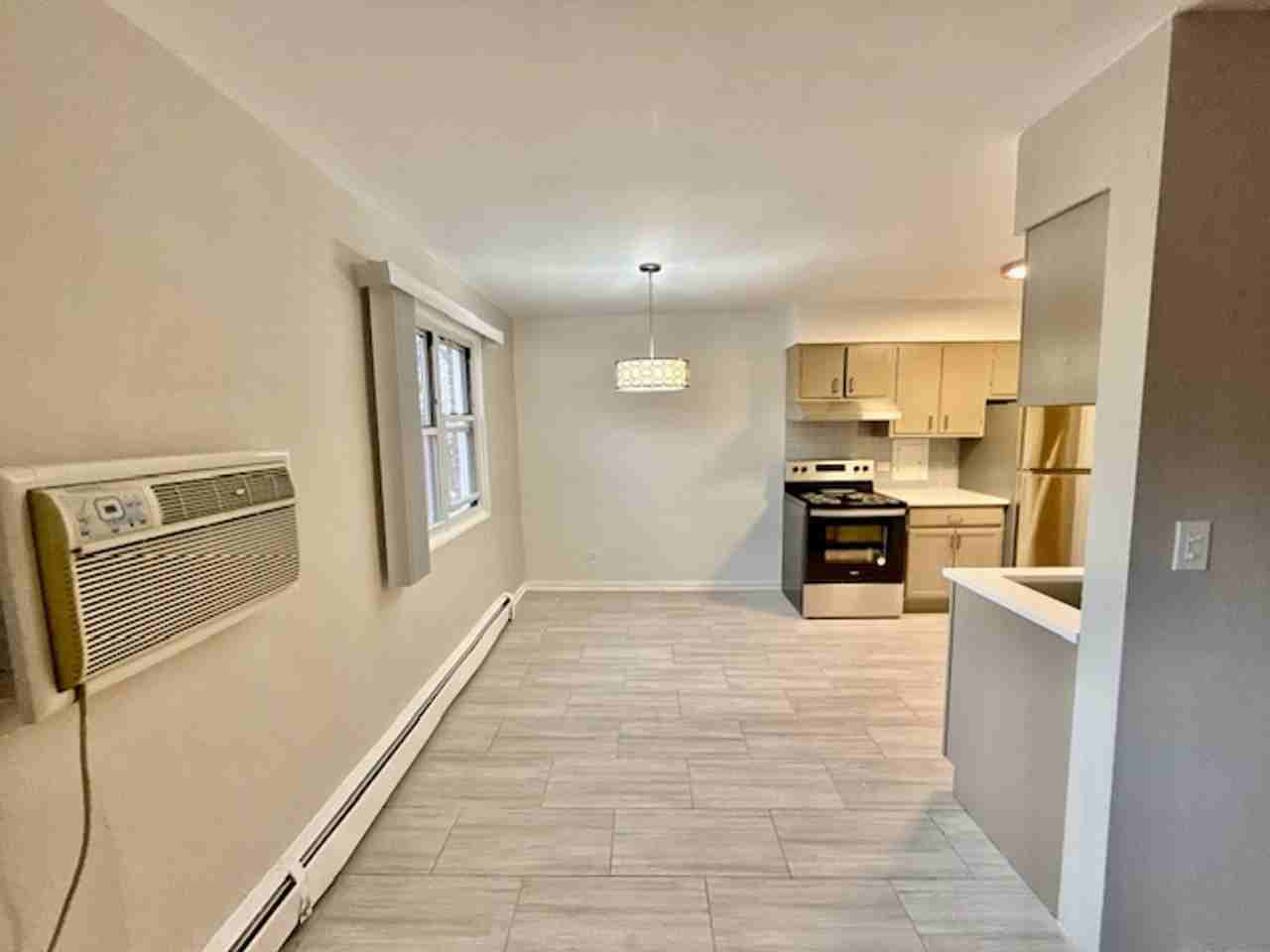 2349-59 W. Jarvis/7335-37 N. Western - Photo 3 of 10