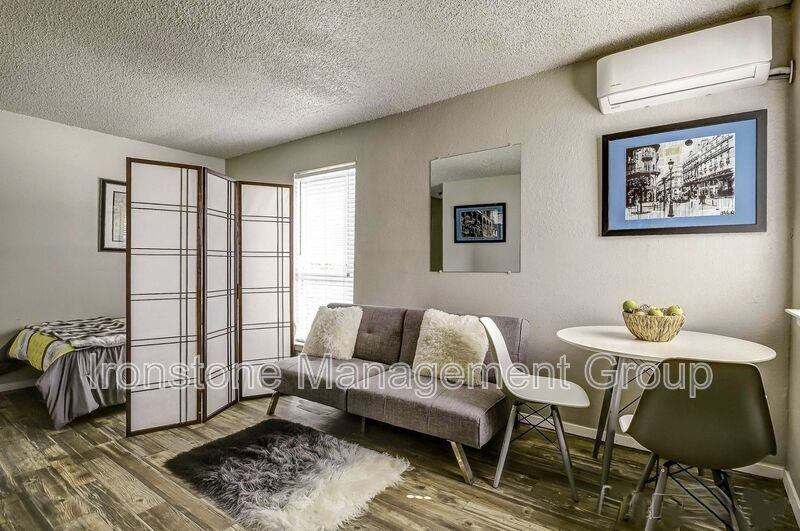 4659 S Darlington Ave #2O - Photo 3 of 12