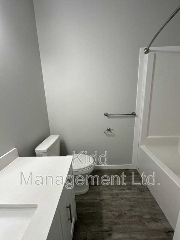 3850 Glendale Dr - Photo 6 of 6