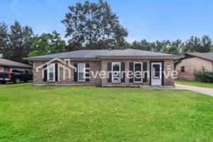 featured image of 6442 Pinebrook Dr