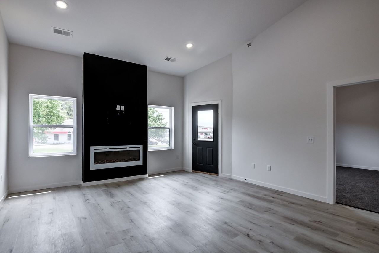 1270 3rd Street East - Photo 6 of 14