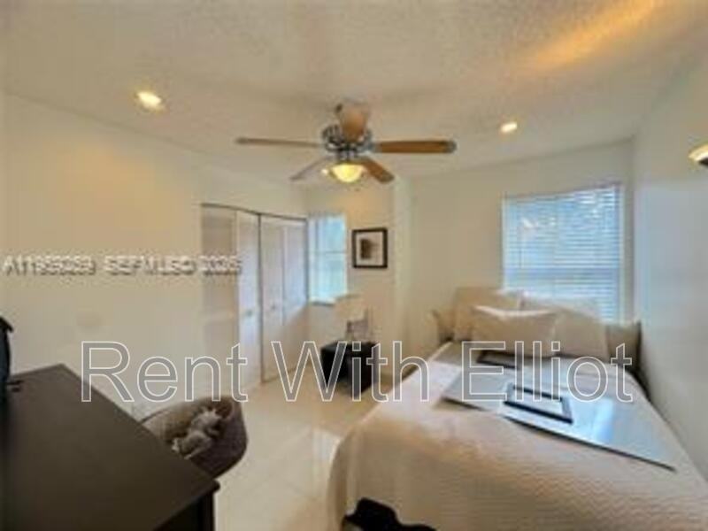 1115 River Birch St - Photo 6 of 21