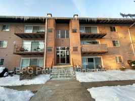 featured image of 8812 Wesley Ave #201
