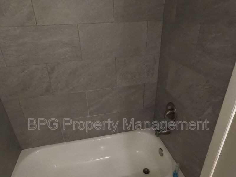 8812 Wesley Ave #201 - Photo 4 of 11