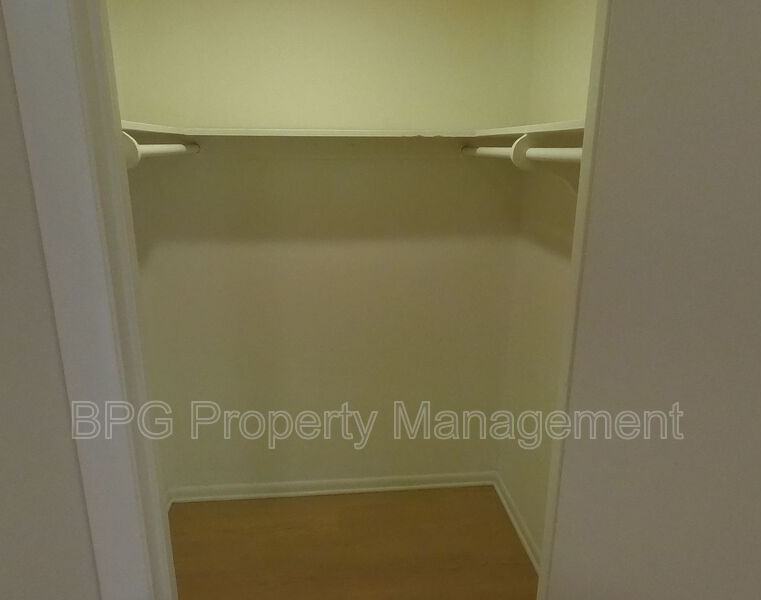 8812 Wesley Ave #201 - Photo 7 of 11