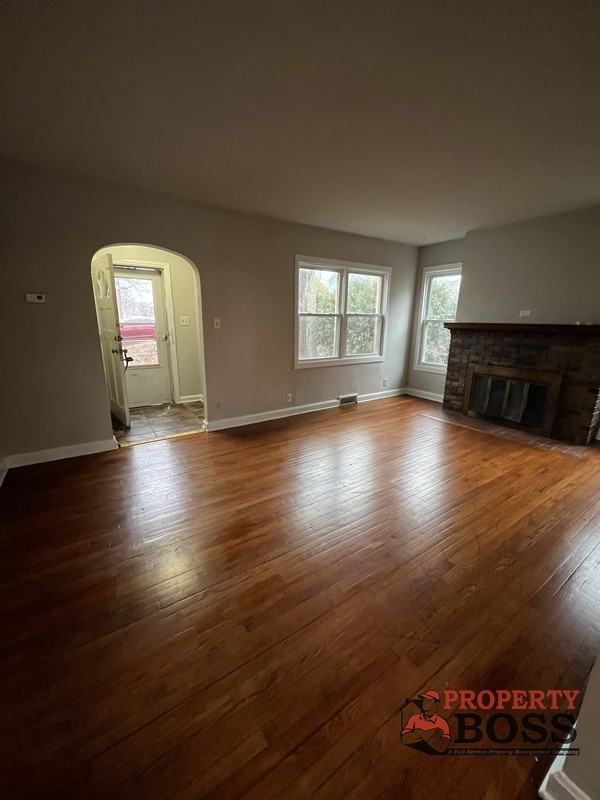 353 S Hamilton St - Photo 3 of 12