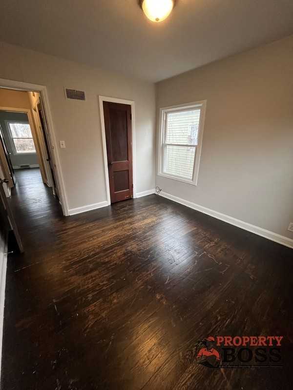 353 S Hamilton St - Photo 4 of 12