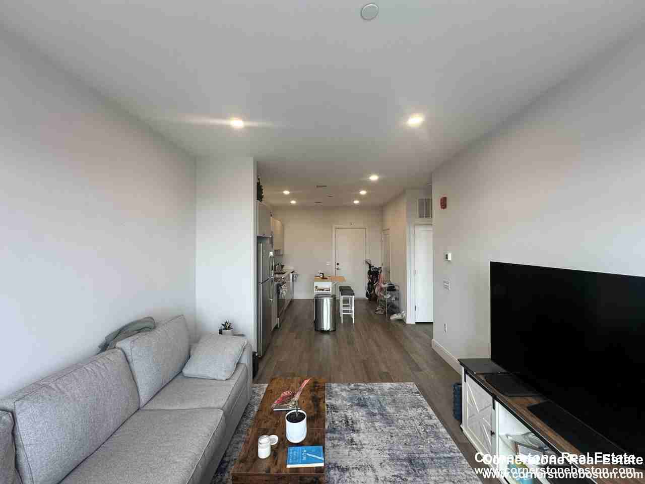 Dorchester Ave #409 - Photo 5 of 9