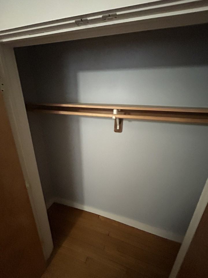 91 Broad St - Photo 3 of 8