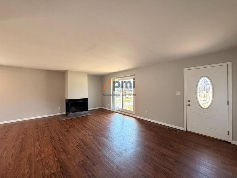 2353 Mccool Rd - Photo 3 of 15