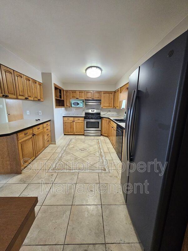 610 Vista Ln - Photo 3 of 19