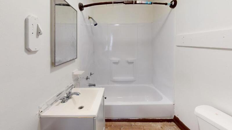 144 Avenue C - Photo 5 of 10