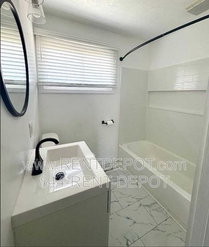 3119 Kensington Ave - Photo 4 of 9