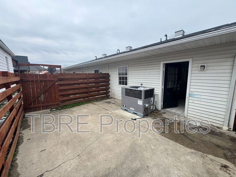 700 Jefferson St #2 - Photo 7 of 7