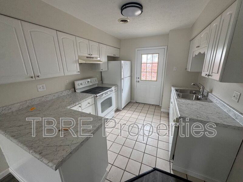 700 Jefferson St #3 - Photo 4 of 7