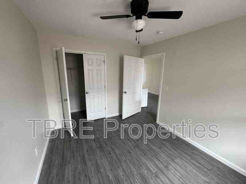 700 Jefferson St #3 - Photo 5 of 7