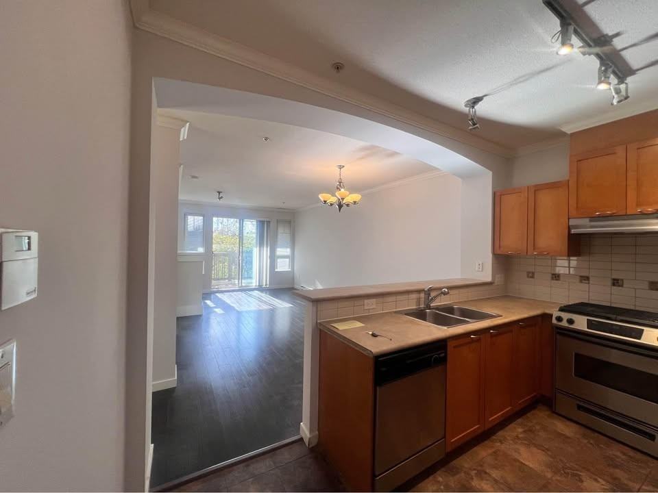 2900 Whisper Way - Photo 2 of 8