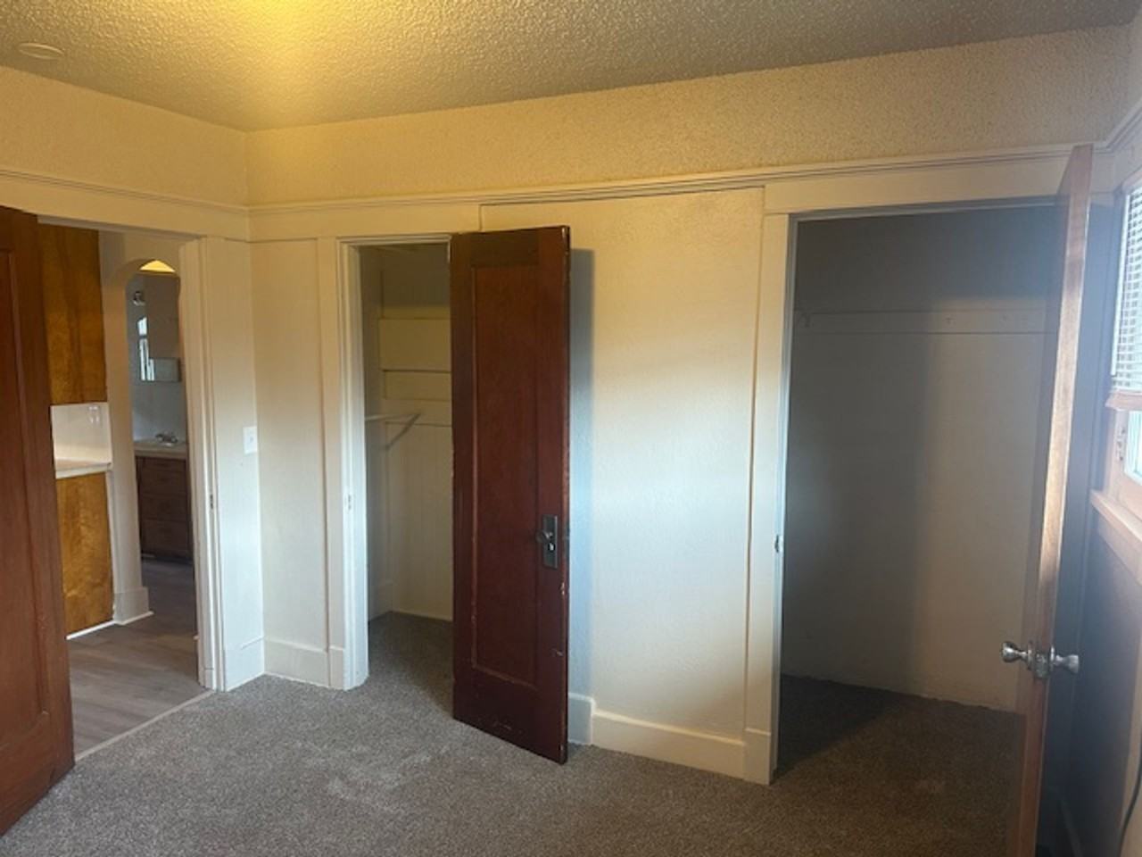 2825 Madison Ave - Photo 3 of 7