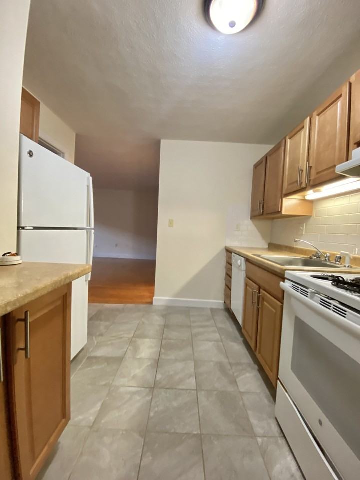 Cambridge Street & Brighton Ave #4 - Photo 7 of 11