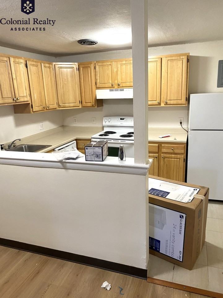 10 Riverside St #G4 - Photo 2 of 20