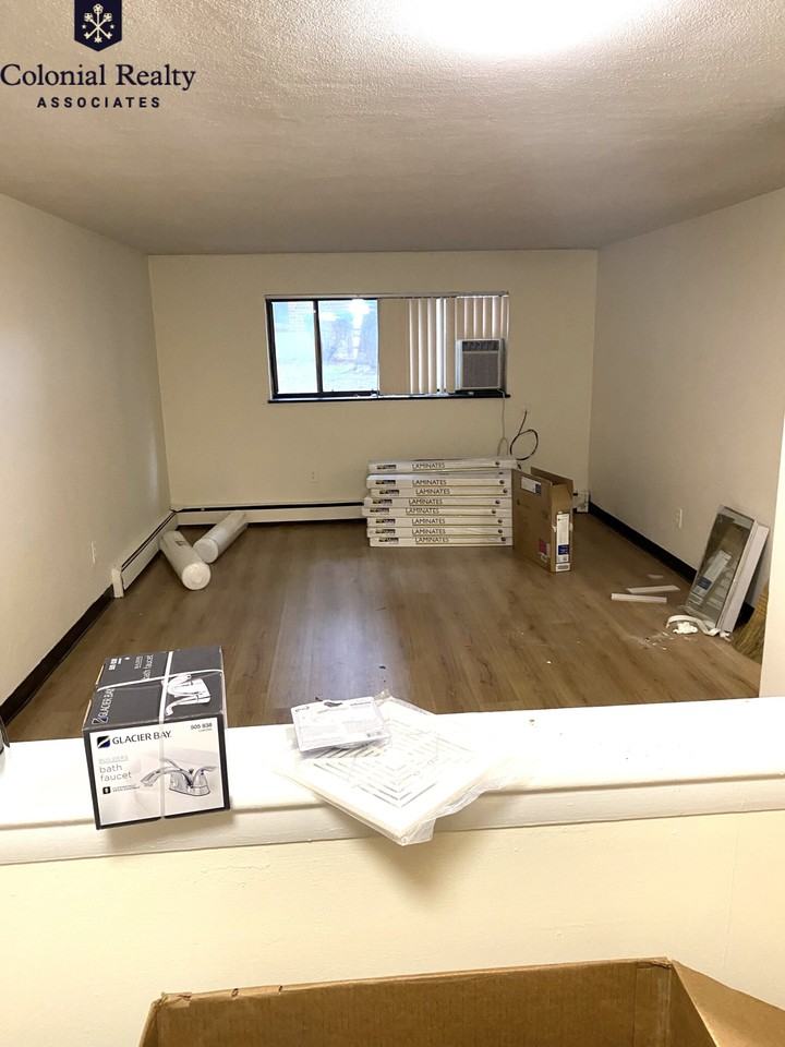 10 Riverside St #G4 - Photo 5 of 20