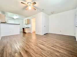 featured image of 2520 W Prairie St