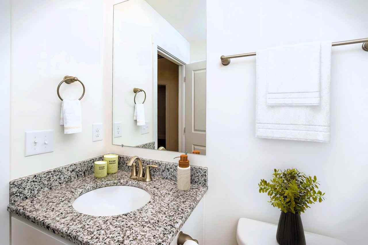 2446 Legg Crk Ln - Photo 4 of 18