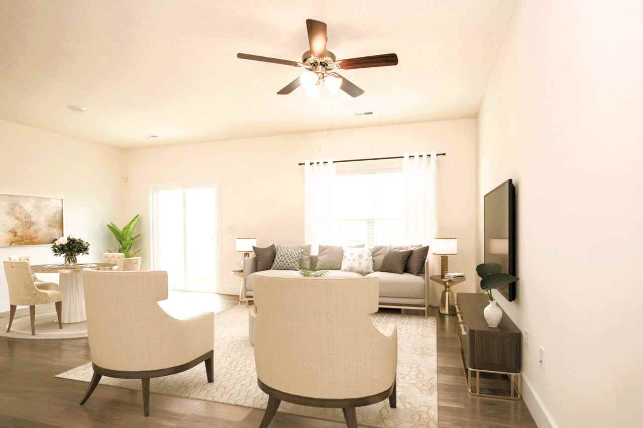 2447 Legg Crk Ln - Photo 2 of 18