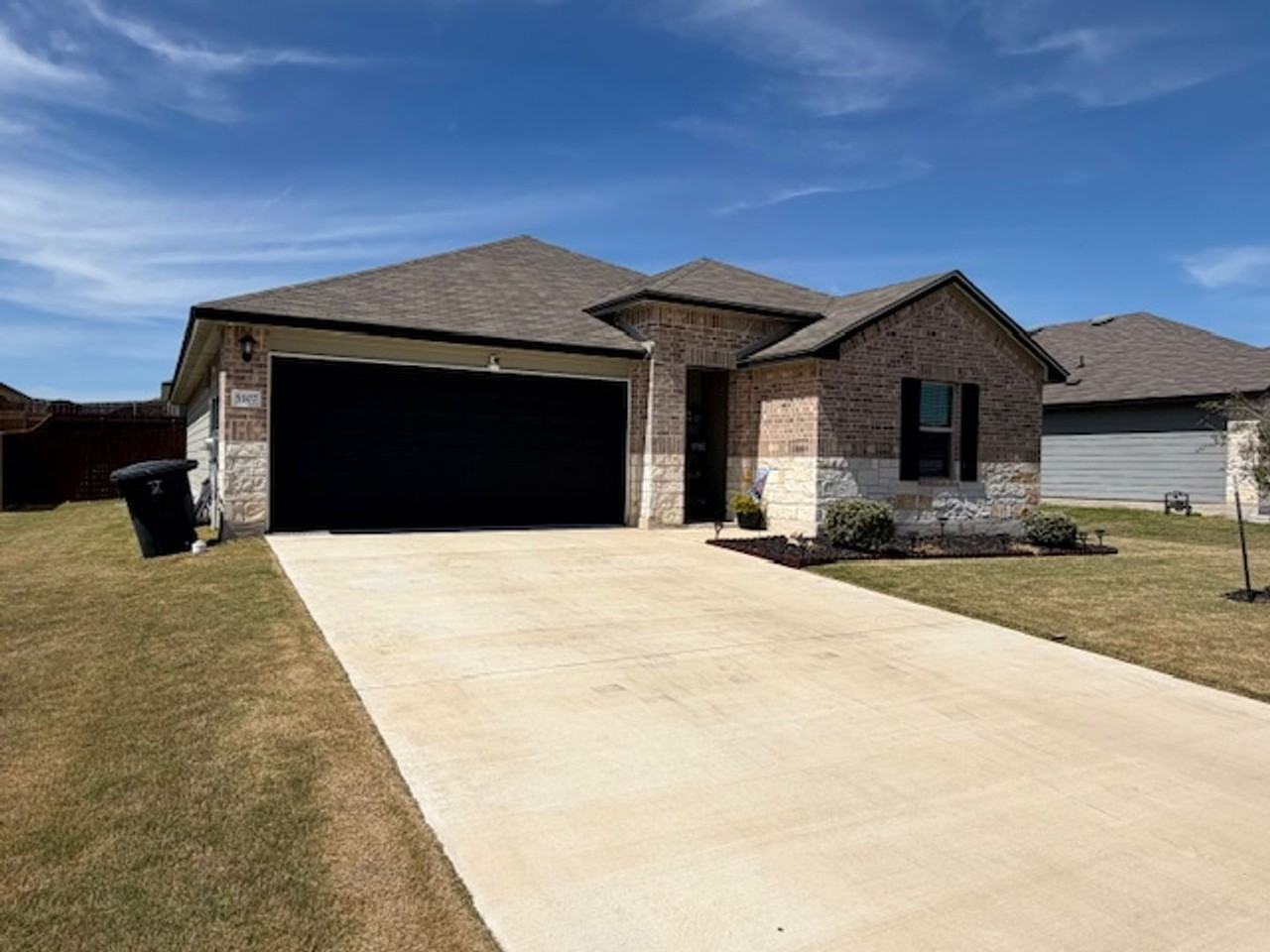 5107 Brody Dr - Photo 2 of 3