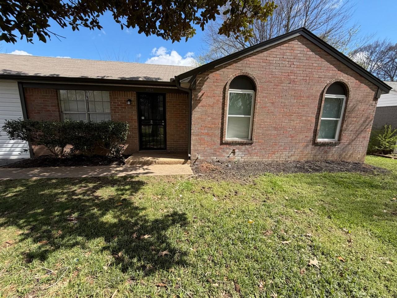 8254 Pinebrook Dr - Photo 2 of 50