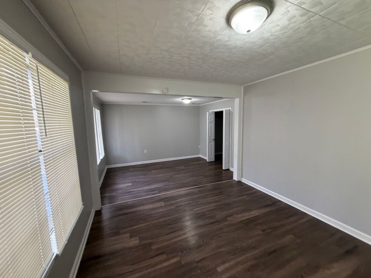 8254 Pinebrook Dr - Photo 5 of 50
