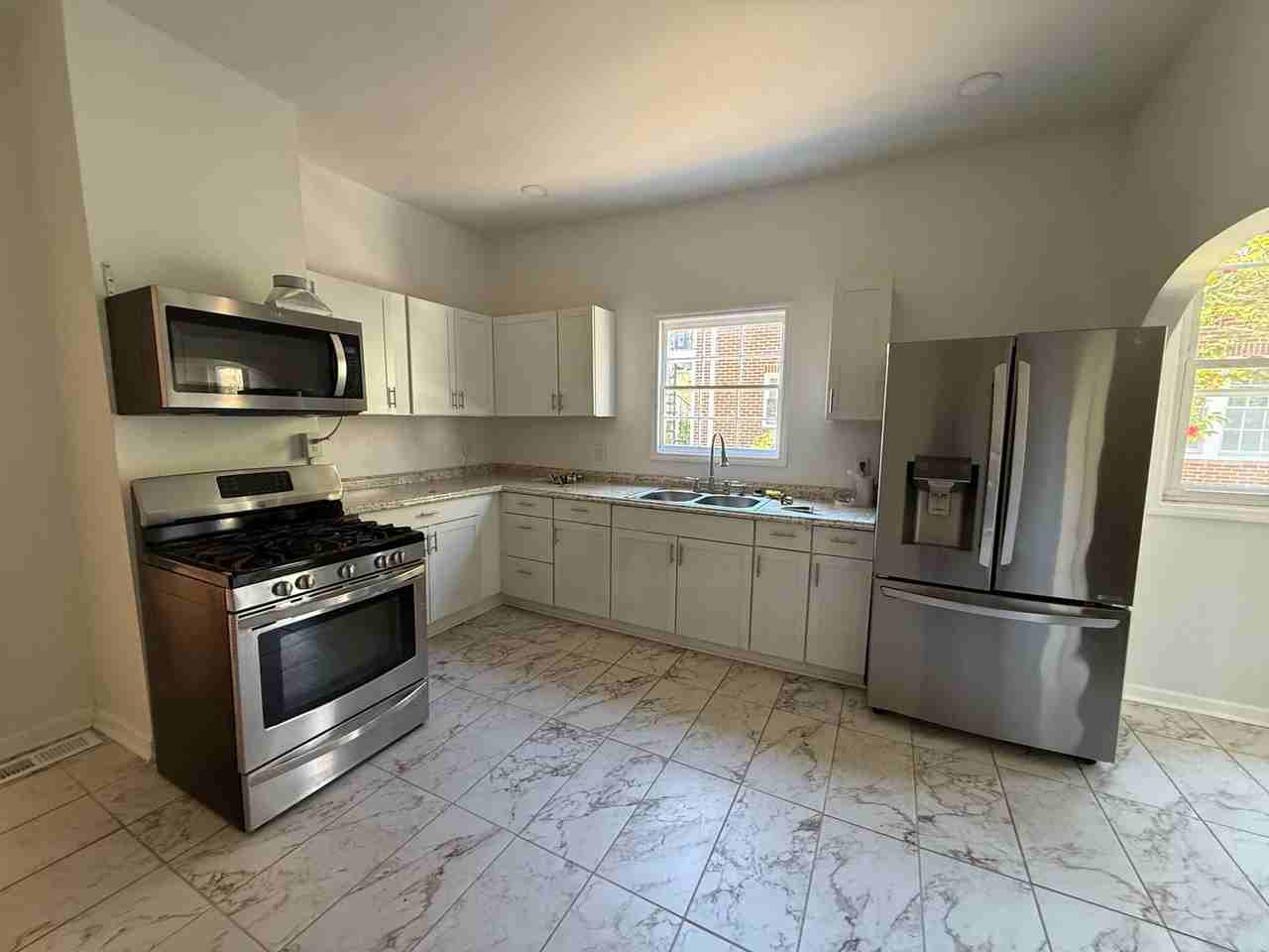 1205 Nash St Nw - Photo 4 of 6