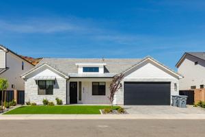 featured image of 2917 E Rill Dr