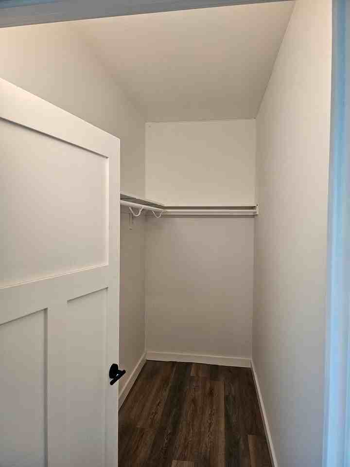 41 W Division St #100 - Photo 5 of 14