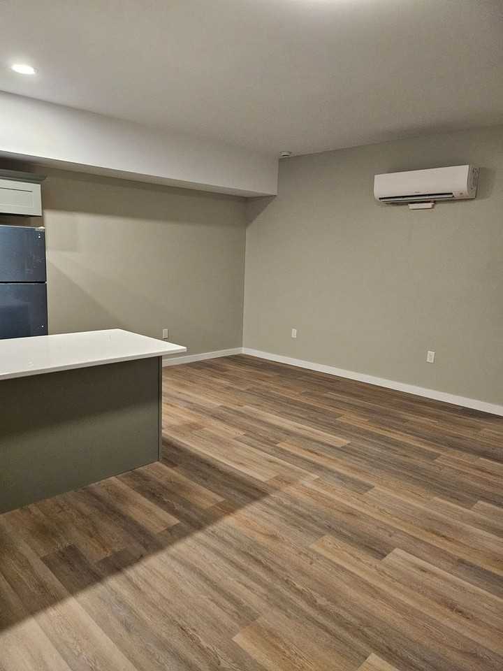 41 W Division St #100 - Photo 6 of 14