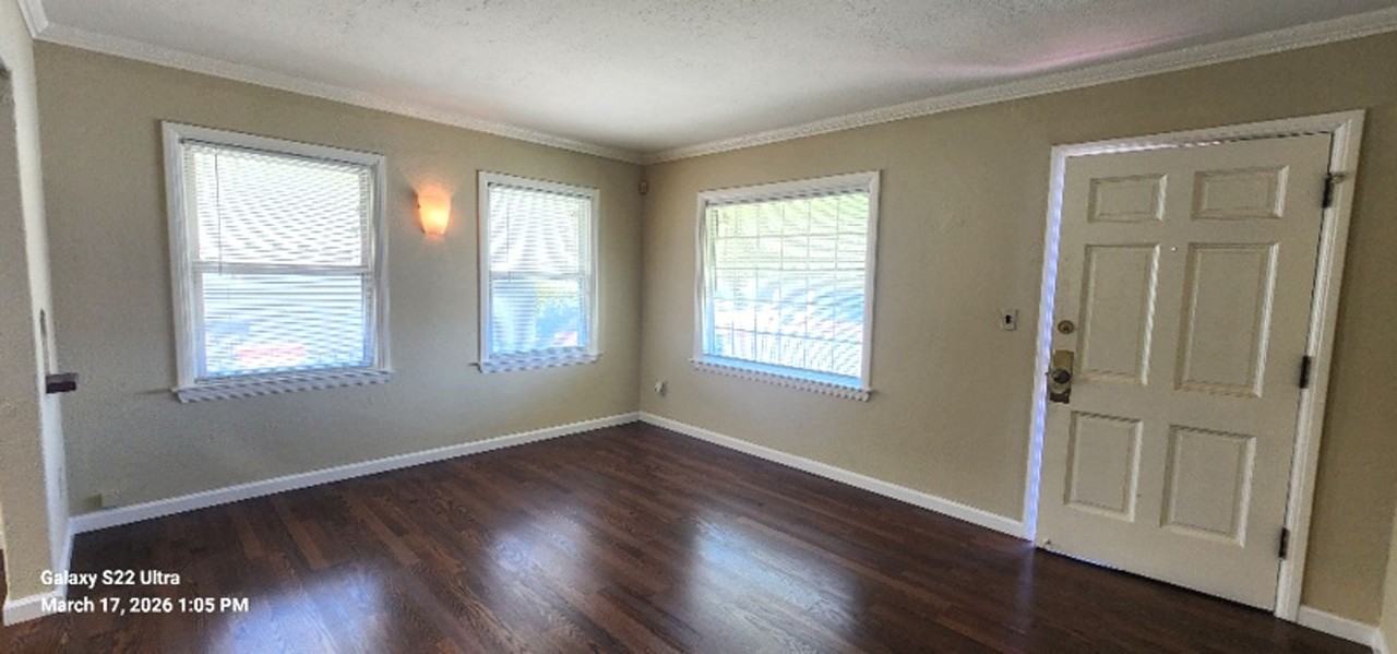 222 14th St - Photo 3 of 22