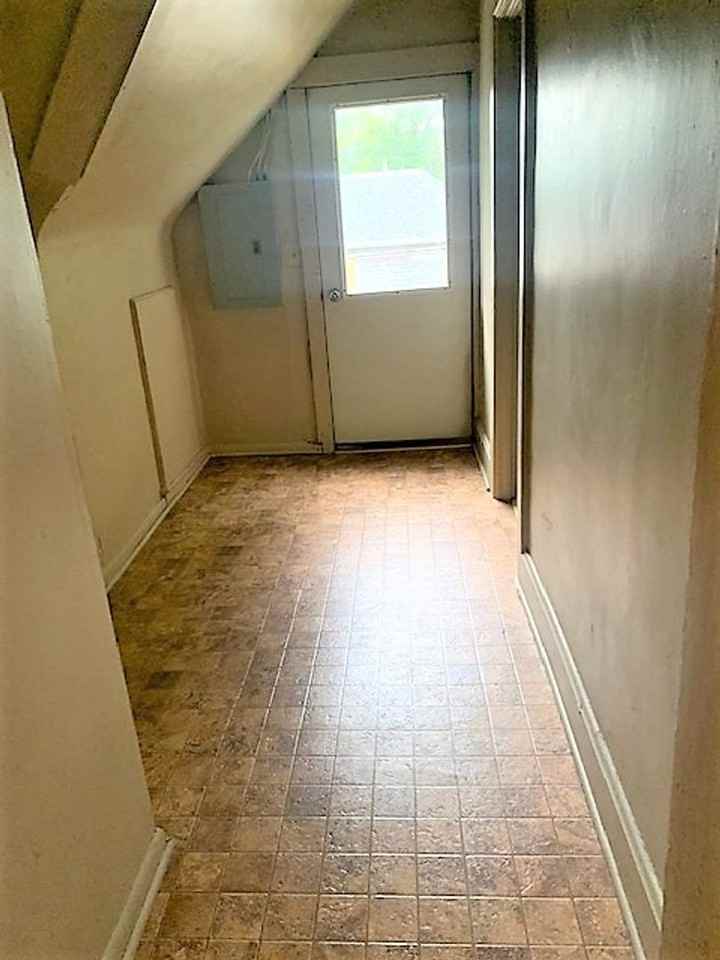 525 2nd St Se - Photo 6 of 19