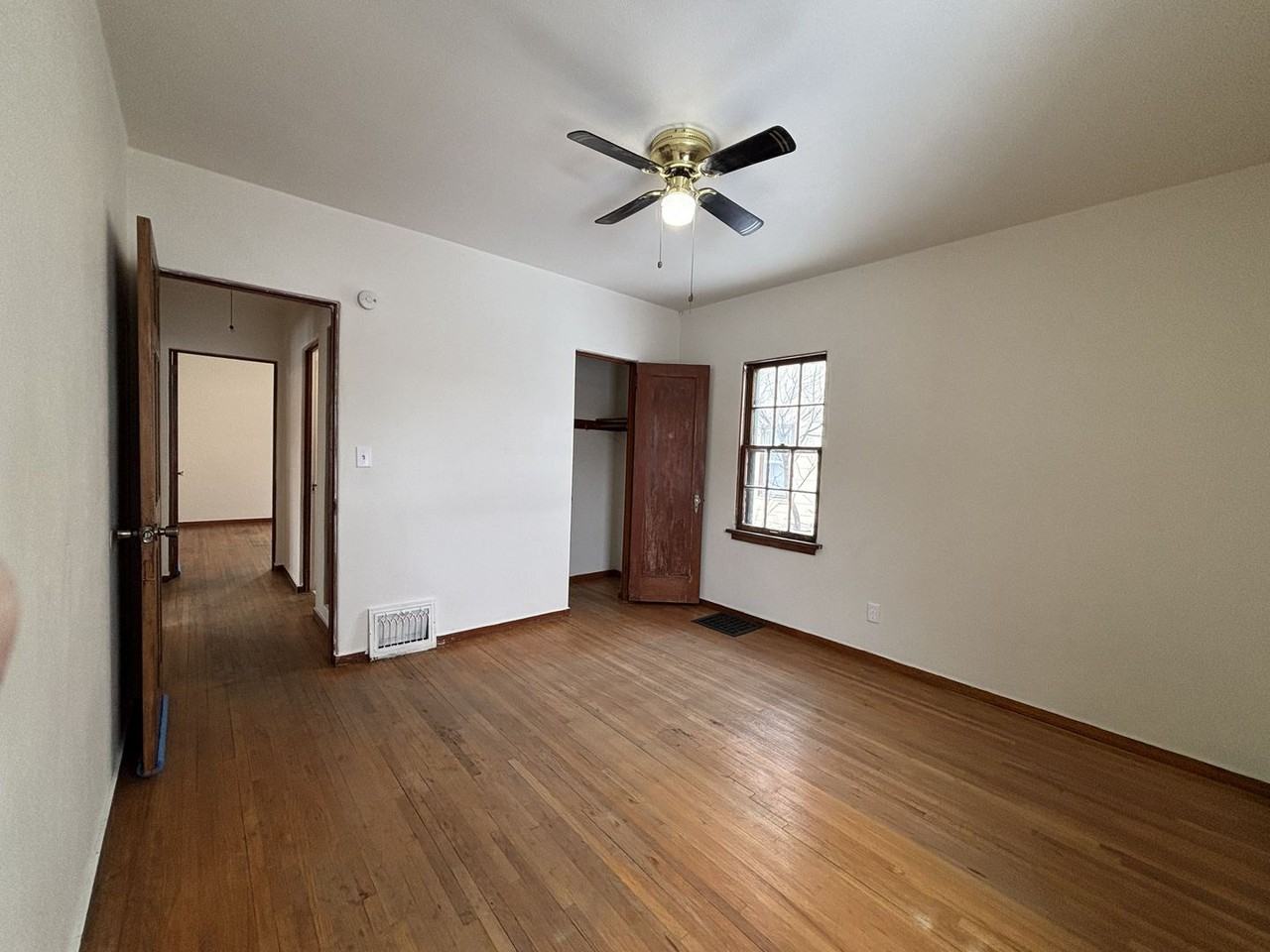 509 S 9th St - Photo 2 of 24