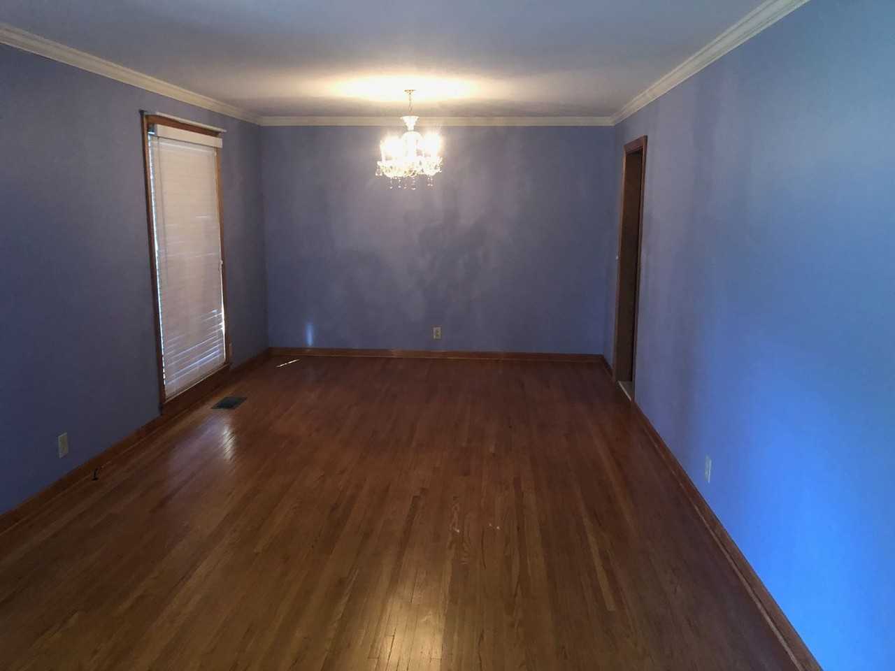 102 Medearis Dr - Photo 6 of 7