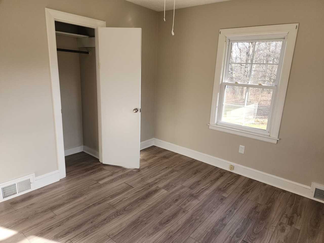 4253 Siloam Rd - Photo 6 of 14