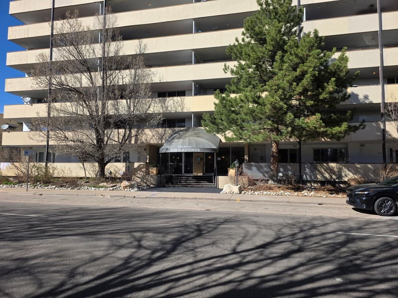 1029 E 8th Ave #604 - Photo 2 of 30