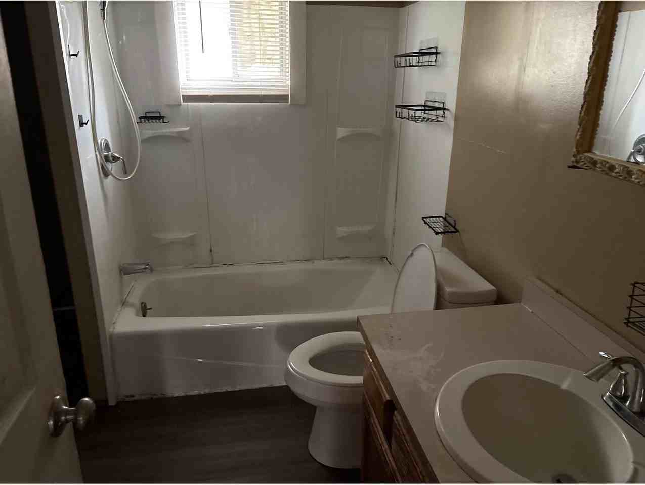 524 Amos St - Photo 5 of 9