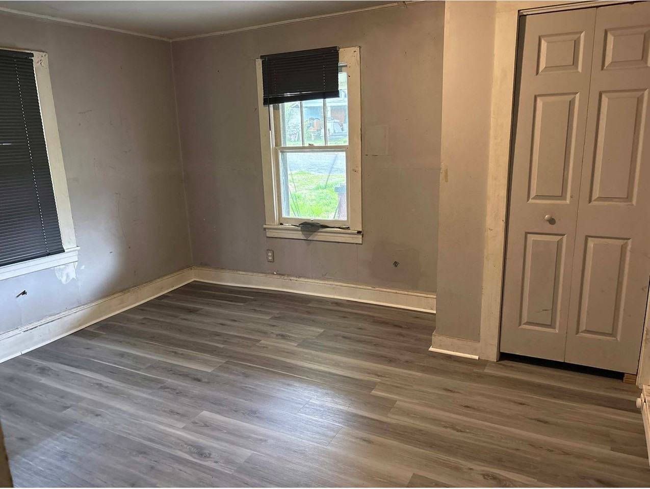 524 Amos St - Photo 6 of 9