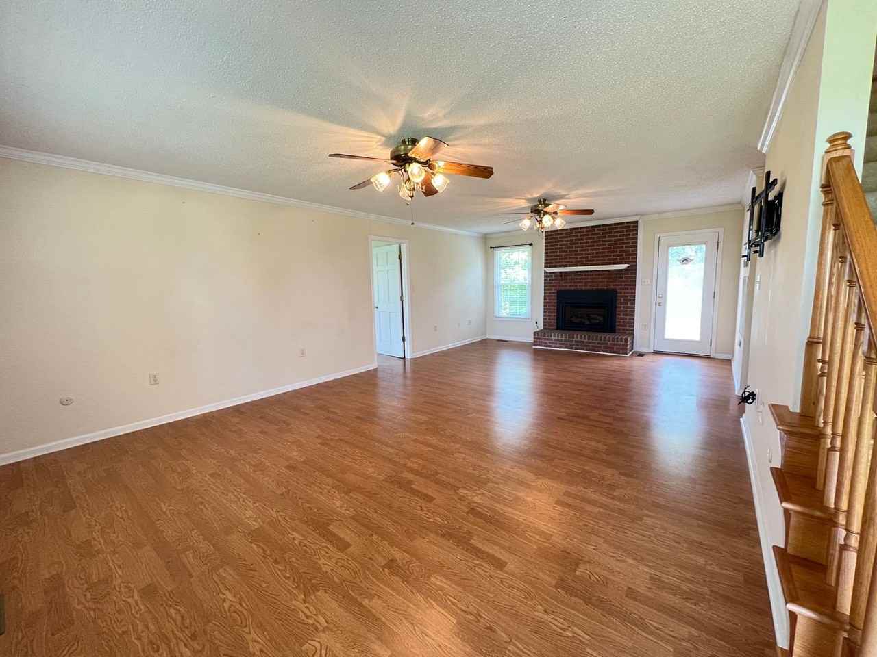 2156 Browns Creek Rd - Photo 6 of 32